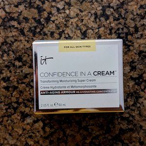 It Cosmetics Confidence in a Cream Anti Aging Hydrating Moisturizer